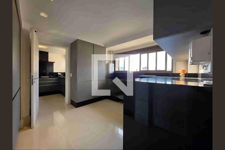 Apartamento à venda com 3 quartos, 252m² em Santana, São Paulo