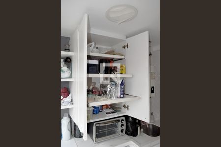 Área de Serviço de apartamento para alugar com 2 quartos, 57m² em Pinheiros, São Paulo