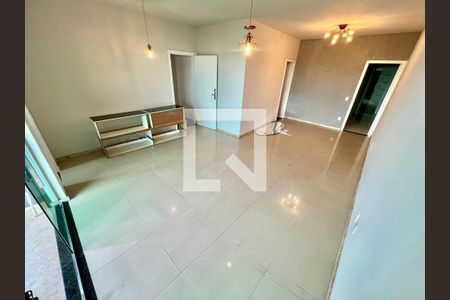 Sala de casa para alugar com 3 quartos, 180m² em Santa Amelia, Belo Horizonte