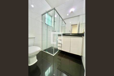 Banheiro da Suíte de casa para alugar com 3 quartos, 180m² em Santa Amelia, Belo Horizonte