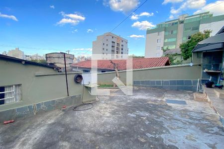 Quintal de casa à venda com 3 quartos, 189m² em Nova Suíça, Belo Horizonte