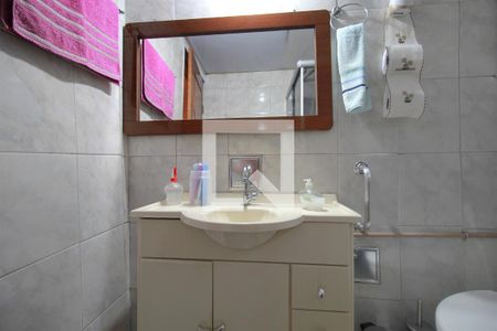 Banheiro de casa à venda com 3 quartos, 189m² em Nova Suíça, Belo Horizonte