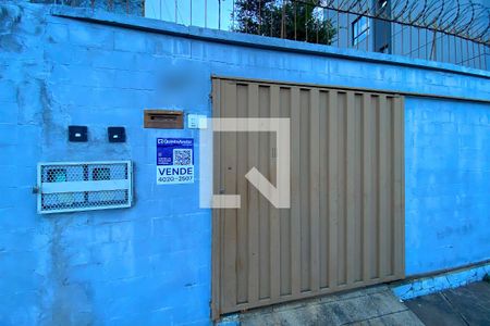 Fachada de casa à venda com 3 quartos, 189m² em Nova Suíça, Belo Horizonte