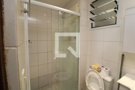 Banheiro de apartamento à venda com 3 quartos, 60m² em Jardim Vila Formosa, São Paulo