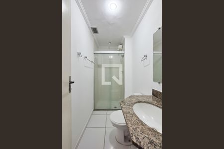 Banheiro da Suíte de apartamento para alugar com 1 quarto, 40m² em Jardim Chácara Inglesa, São Bernardo do Campo