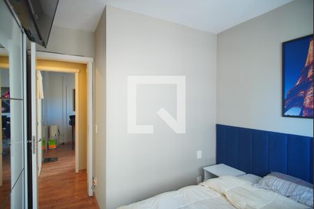 Quarto 1 de apartamento para alugar com 2 quartos, 55m² em Jardim Carvalho, Porto Alegre