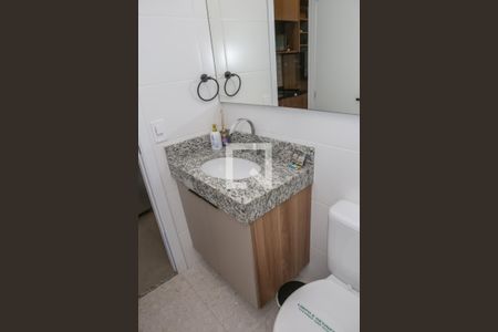 Banheiro de apartamento para alugar com 1 quarto, 25m² em Perdizes, São Paulo