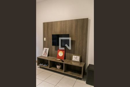 Sala de apartamento para alugar com 1 quarto, 55m² em Costa Azul, Salvador