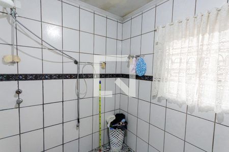Banheiro de casa à venda com 4 quartos, 185m² em Vila Lucinda, Santo André