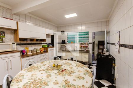 Cozinha de casa à venda com 4 quartos, 185m² em Vila Lucinda, Santo André