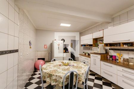 Cozinha de casa à venda com 4 quartos, 185m² em Vila Lucinda, Santo André