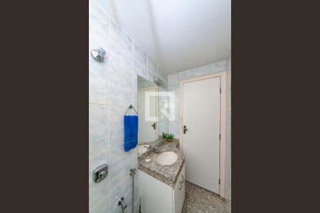 Banheiro Social 2 de apartamento à venda com 5 quartos, 235m² em Carlos Prates, Belo Horizonte