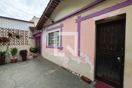Quintal - Garagem de casa à venda com 4 quartos, 160m² em Jardim São Vicente, Campinas