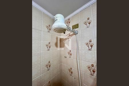 Banheiro de apartamento à venda com 1 quarto, 50m² em Cambuí, Campinas