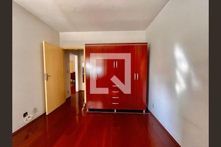 Quarto de apartamento à venda com 1 quarto, 50m² em Cambuí, Campinas