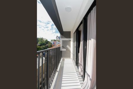 Varanda de kitnet/studio para alugar com 1 quarto, 32m² em Pinheiros, São Paulo