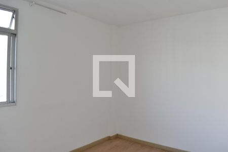 Quarto 2 de apartamento para alugar com 3 quartos, 52m² em Tingui, Curitiba