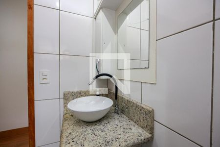 Banheiro 2 de casa à venda com 3 quartos, 150m² em Cidade Monções, São Paulo