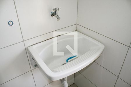 Área de Serviço de apartamento para alugar com 2 quartos, 65m² em Nova Mirim, Praia Grande