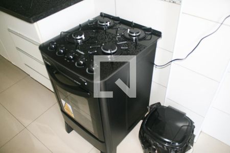 Cozinha de apartamento para alugar com 2 quartos, 65m² em Nova Mirim, Praia Grande
