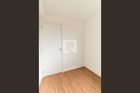 Quarto 1 de apartamento para alugar com 2 quartos, 32m² em Vila Carmosina, São Paulo