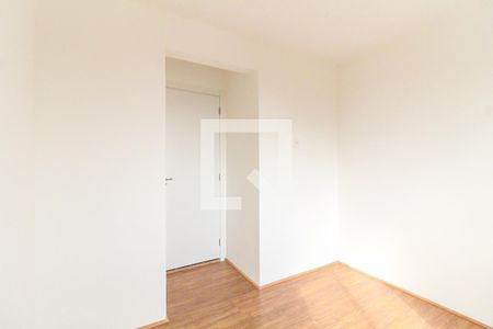 Quarto 2 de apartamento para alugar com 2 quartos, 32m² em Vila Carmosina, São Paulo