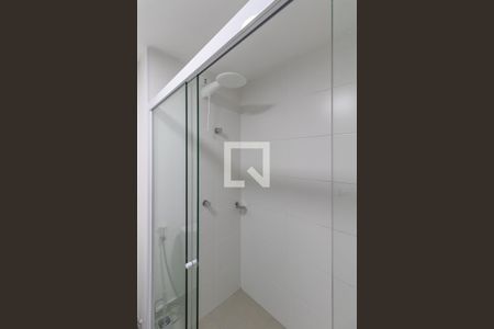 Banheiro de kitnet/studio à venda com 1 quarto, 27m² em Moema, São Paulo