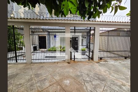 Fachada de apartamento à venda com 2 quartos, 70m² em Del Castilho, Rio de Janeiro