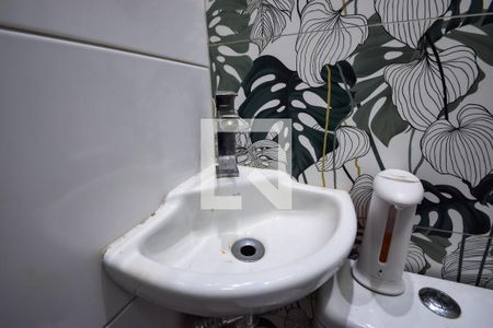 Lavabo de apartamento à venda com 2 quartos, 70m² em Del Castilho, Rio de Janeiro