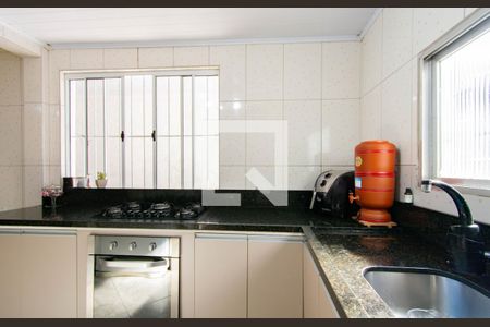 Cozinha de casa à venda com 3 quartos, 98m² em Niterói, Canoas