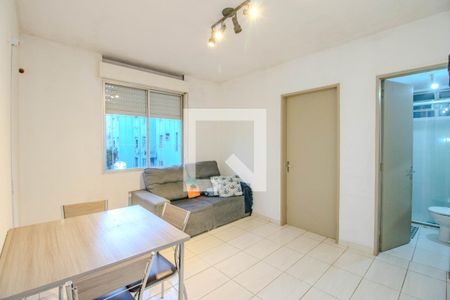 Sala de apartamento para alugar com 1 quarto, 39m² em Morro Santana, Porto Alegre