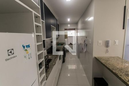 Cozinha de apartamento para alugar com 1 quarto, 50m² em Jardim Armação, Salvador