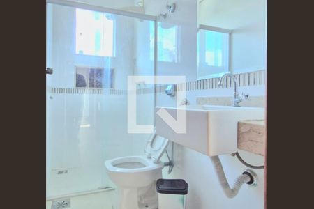 Banheiro Social 1 de casa de condomínio à venda com 4 quartos, 350m² em Condados da Lagoa, Lagoa Santa