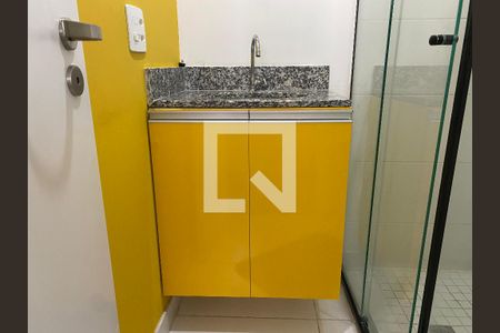 Banheiro de kitnet/studio à venda com 1 quarto, 20m² em Brás, São Paulo