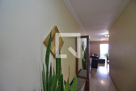 Corredor de apartamento à venda com 3 quartos, 85m² em Vila Mussoline, São Bernardo do Campo