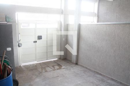 Garagem de casa para alugar com 3 quartos, 220m² em Jardim da Mamae, Guarulhos