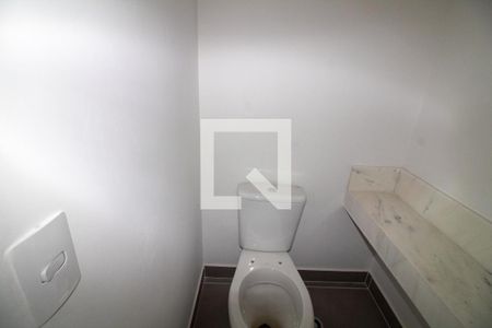 Lavabo de apartamento à venda com 4 quartos, 108m² em Alto da Boa Vista, São Paulo