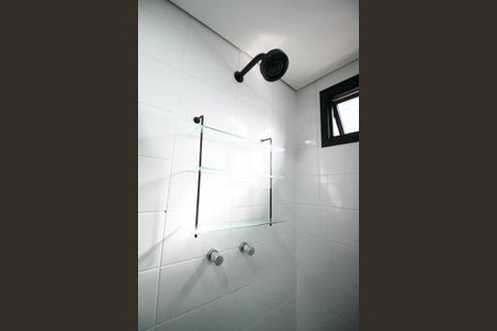 Banheiro de apartamento à venda com 1 quarto, 32m² em Vila Nova Conceição, São Paulo