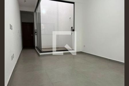 Casa à venda com 3 quartos, 200m² em Vila Mazzei, São Paulo