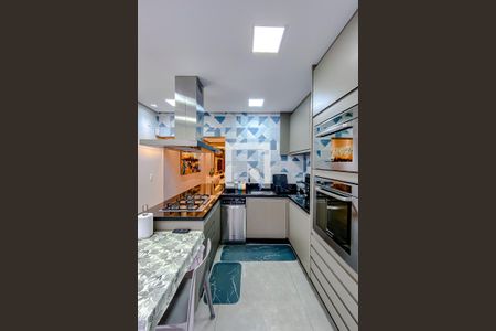 Cozinha de casa para alugar com 3 quartos, 200m² em Quarta Parada, São Paulo