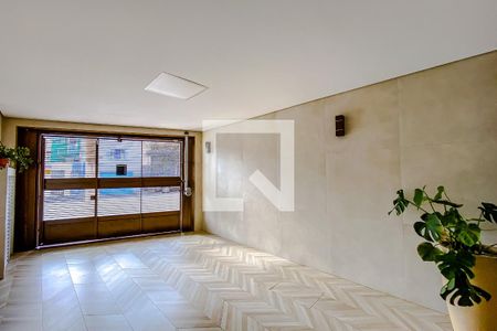 Garagem de casa para alugar com 3 quartos, 200m² em Quarta Parada, São Paulo