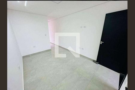 Sala de casa à venda com 2 quartos, 250m² em Vila Carrão, São Paulo