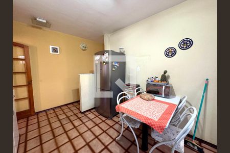 Cozinha de casa à venda com 3 quartos, 180m² em Santo Antonio, Jundiaí