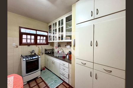 Cozinha de casa à venda com 3 quartos, 180m² em Santo Antonio, Jundiaí
