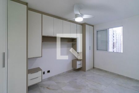 Quarto 1  de apartamento para alugar com 2 quartos, 60m² em Parque Reboucas, São Paulo