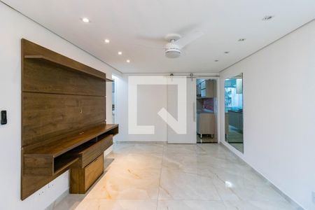 Sala de apartamento para alugar com 2 quartos, 60m² em Parque Reboucas, São Paulo