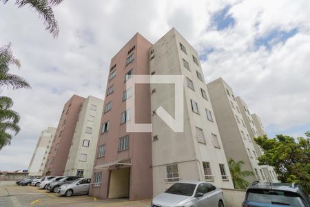 Fachada de apartamento para alugar com 2 quartos, 60m² em Parque Reboucas, São Paulo