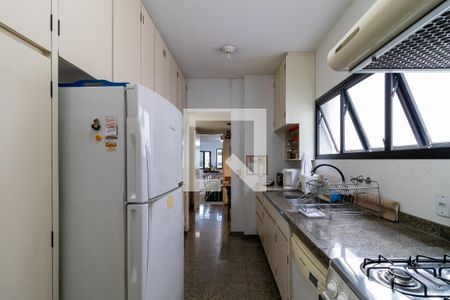Cozinha de apartamento para alugar com 3 quartos, 215m² em Perdizes, São Paulo