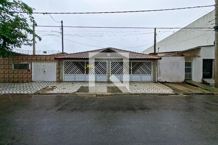 Fachada de casa de condomínio para alugar com 1 quarto, 33m² em Aviação, Praia Grande