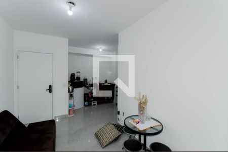 Sala de apartamento para alugar com 2 quartos, 58m² em Vila Camargos, Guarulhos